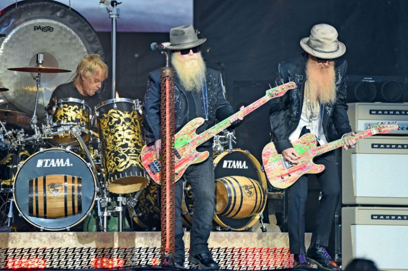Басистът на американската рок група ZZ Top Дъсти Хил е починал на 72-годишна възраст