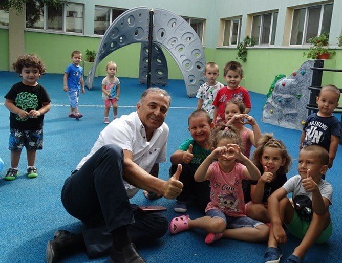 Но... Дядо Влайчо отново го повика. Този път - завинаги.