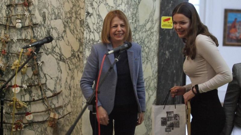 Ученичка от Сливен с престижна награда за есе