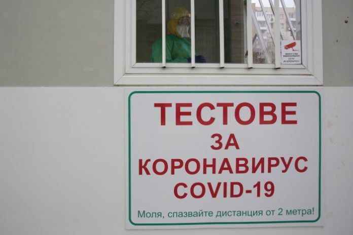 НЗОК плати само 330 PCR теста на болниците