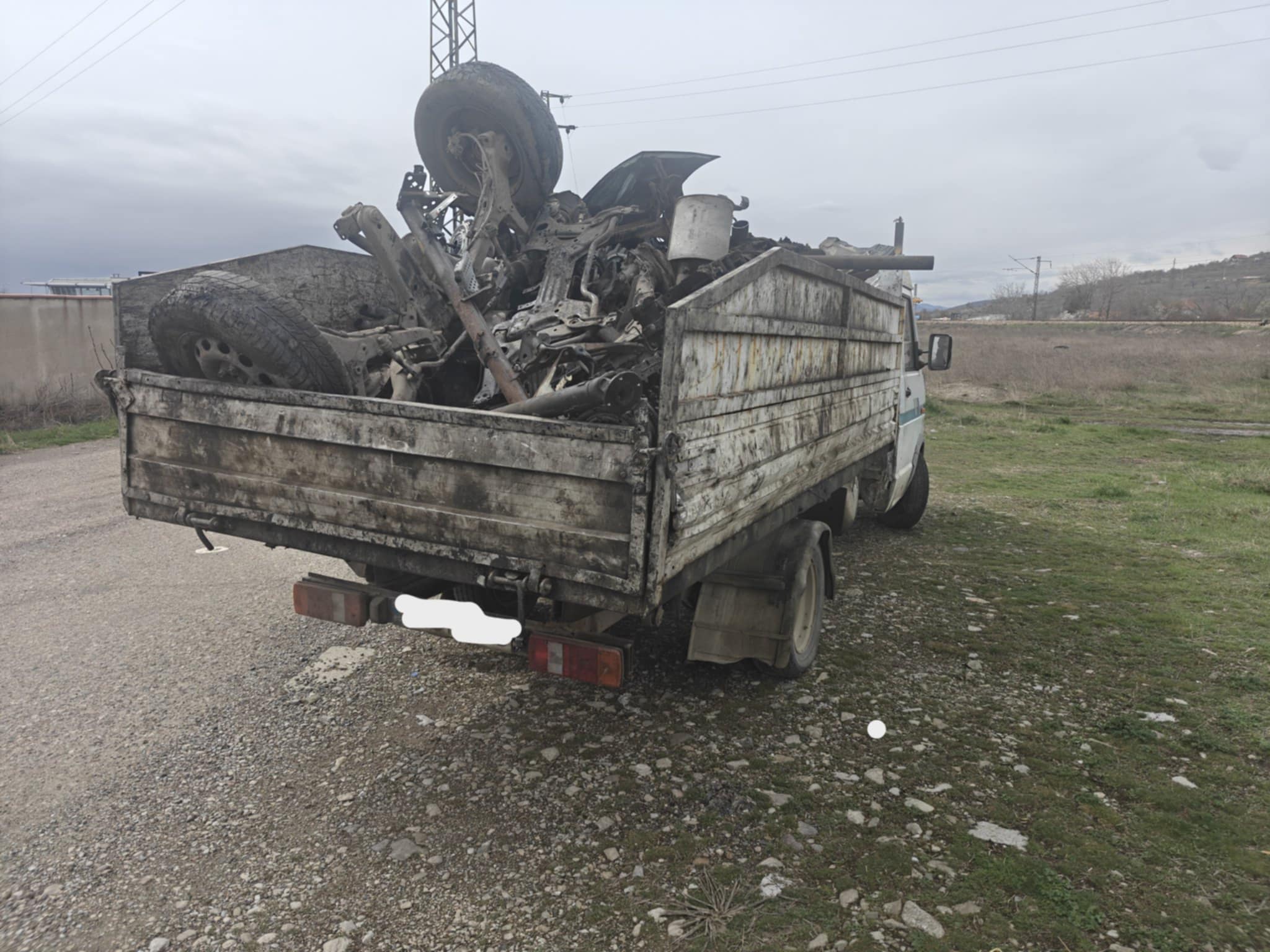 ff435ed3-3f67-46e4-9509-f9caf1baae14.jpg
