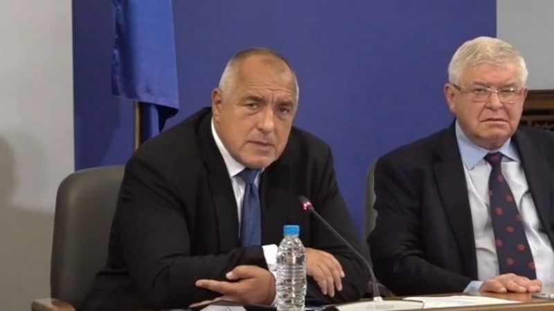 Удължават извънредната епидемична обстановка