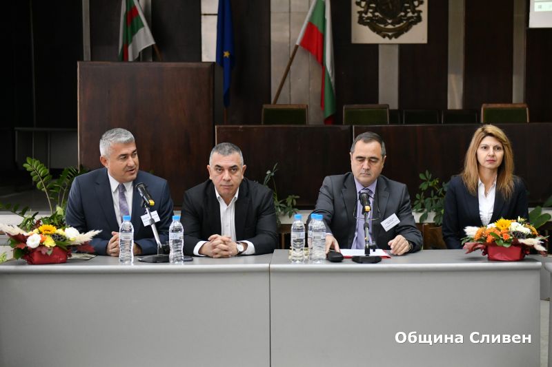 В Сливен се провежда Националната научна конференция, посветена на 200 години от рождението на Добри Чинтулов