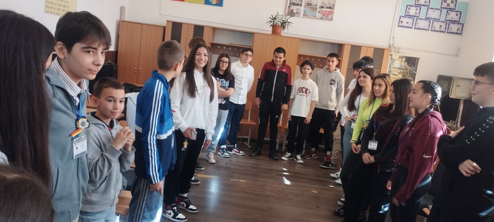 IMG-1719d887e3c7c47dffd34f21d8db5c6b-V.jpg