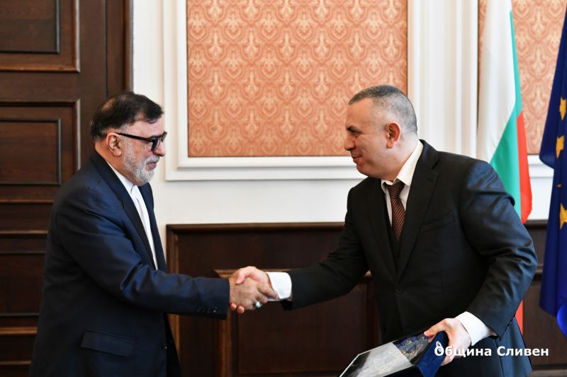 Кметът Стефан Радев посрещна посланика на Иран в България
