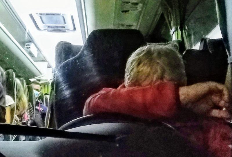Пътници държат шофьора буден, 5 часа по-късно той пак е ...