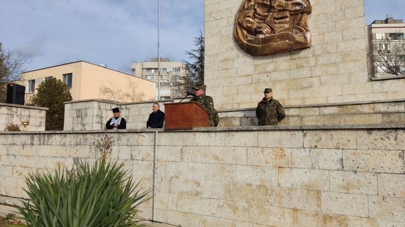 На Богоявление в Сливен бяха осветени бойните знамена