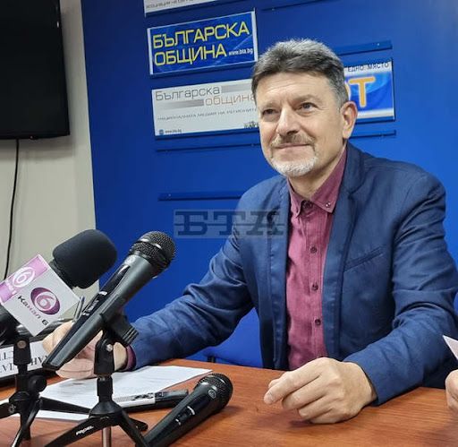 В област Сливен за народни представители са се кандидатирали 53 жени и 108 мъже