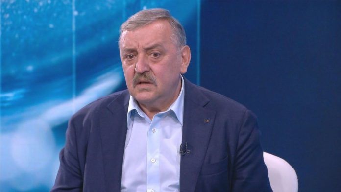 Проф. Кантарджиев: Никога не сме имали толкова нови болни и толкова умиращи от COVID