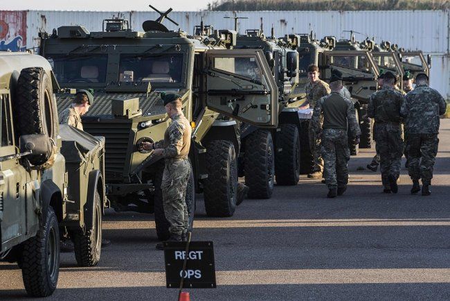НАТО обсъжда разполагането на по 1000 войници в България и Румъния