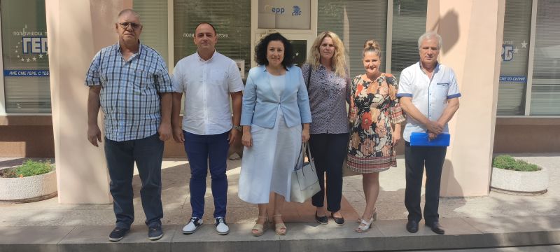 ГЕРБ-Сливен регистрира листата си с кандидати за народни представители