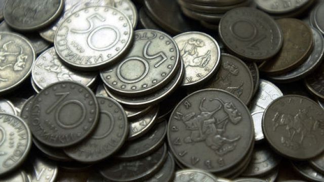 Експерти прогнозират мащабно свиване на икономиката през годината