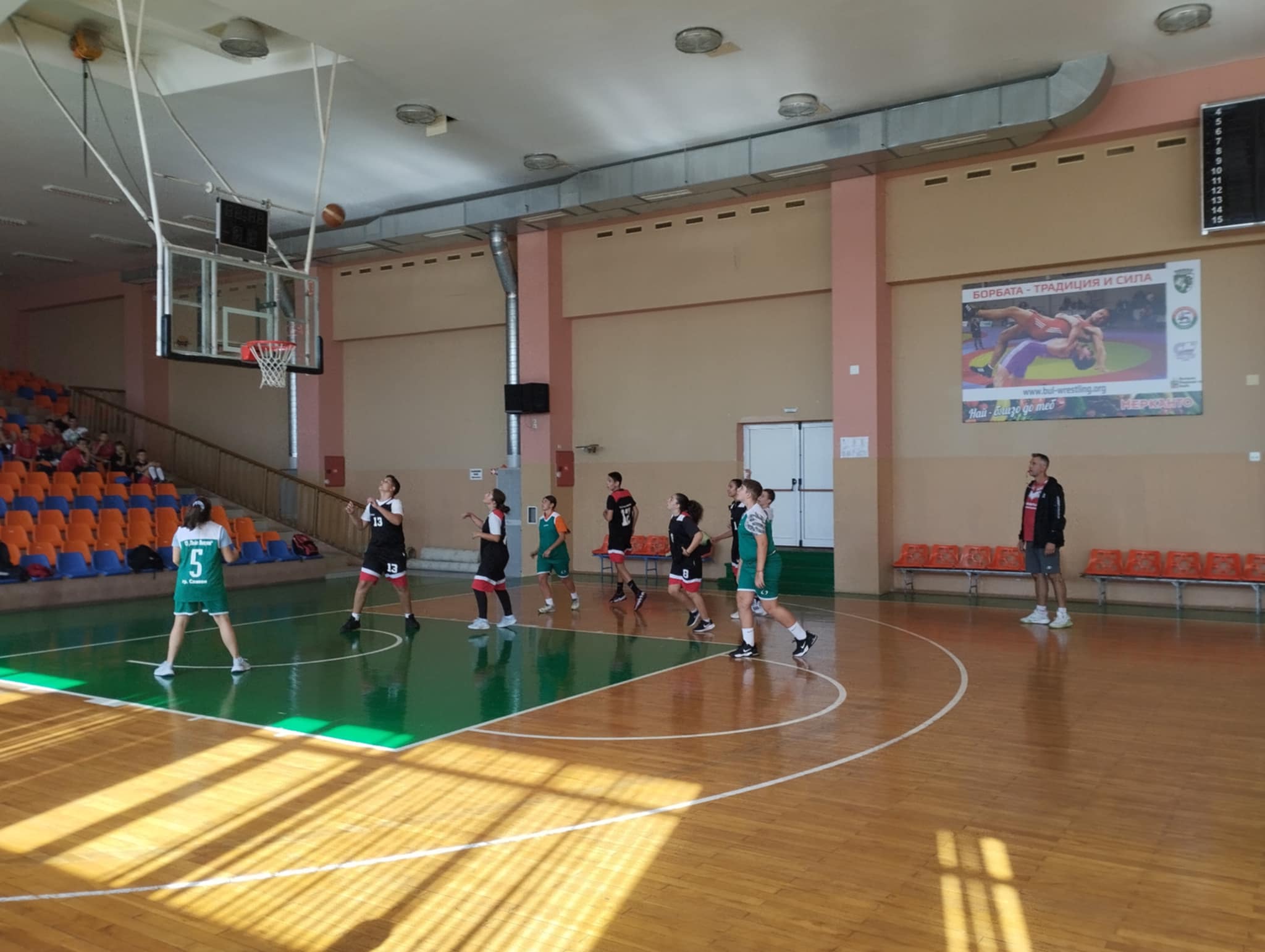 Basket 1.jpg