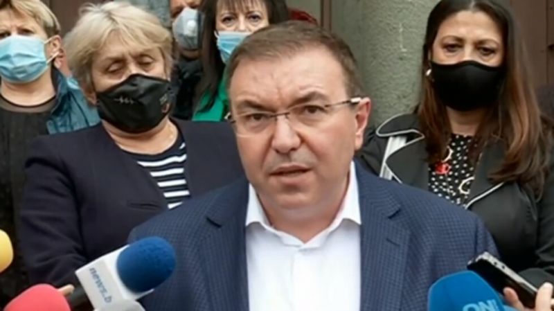 Ангелов: До края на деня очакваме становище за ваксината на 'Янсен' от ЕМА
