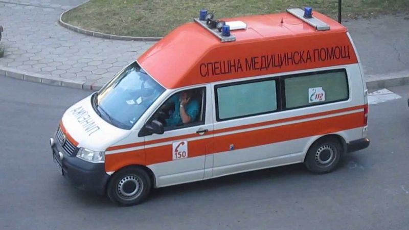 6-годишно момиченце от Сливен е блъснато от триколка в Бургас