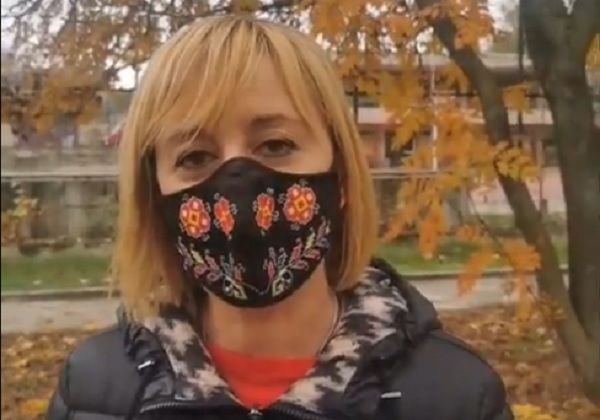 Мая Манолова