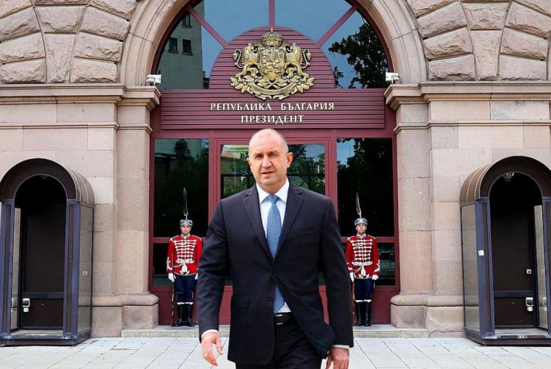 Румен Радев свика спешна среща с кабинета заради ...