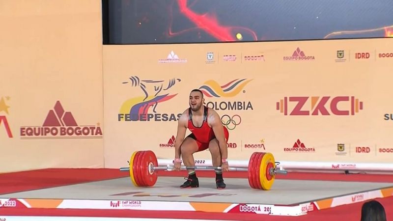 Сливенският щангист Васил Маринов е девети на световното за мъже в Богота