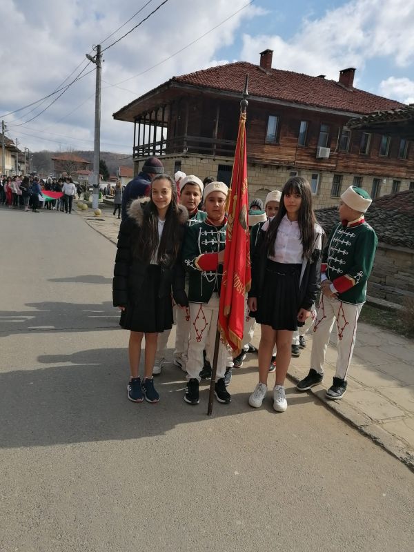 ОУ „Кап. Петър Пармаков“ в с. Градец отбелязва своя Патронен празник