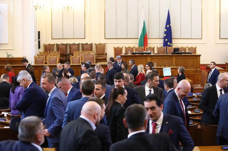Депутатите с втори опит за избор на председател на 48-ото НС