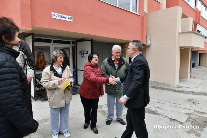 Приключи обновяването на още един жилищен блок в Сливен