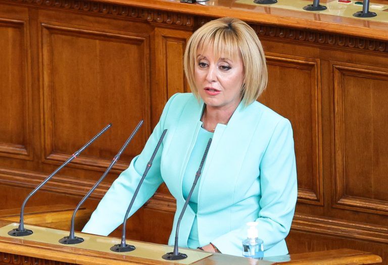 Първи ден на 46-ия парламент: Кабинет до 15 дни и полуобща снимка