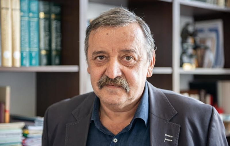 Проф. Кантарджиев 
