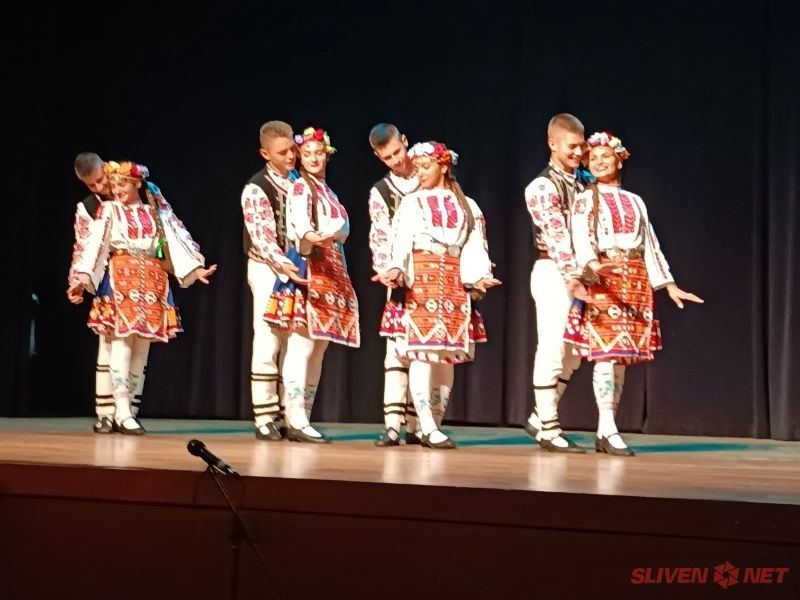 От благотворителния концерт на 10 октомври в зала