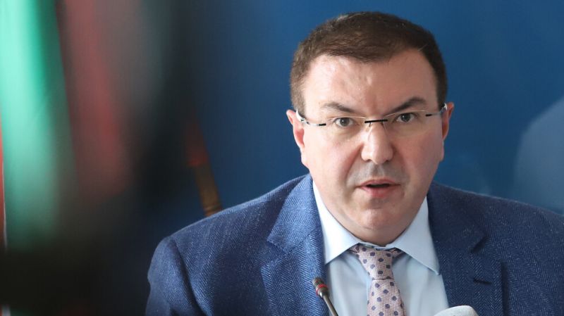 Костадин Ангелов 