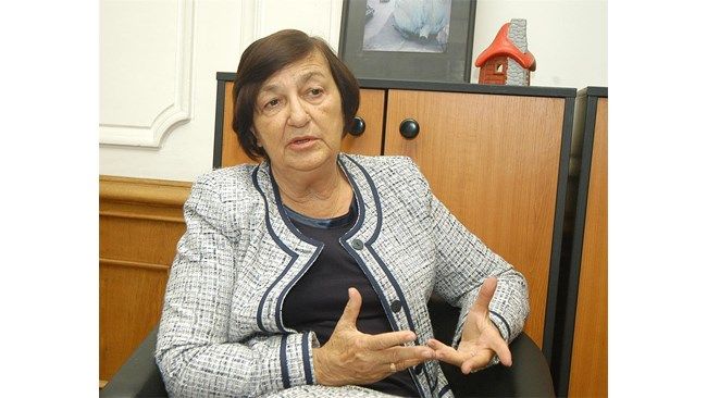 Почина проф. Нора Ананиева