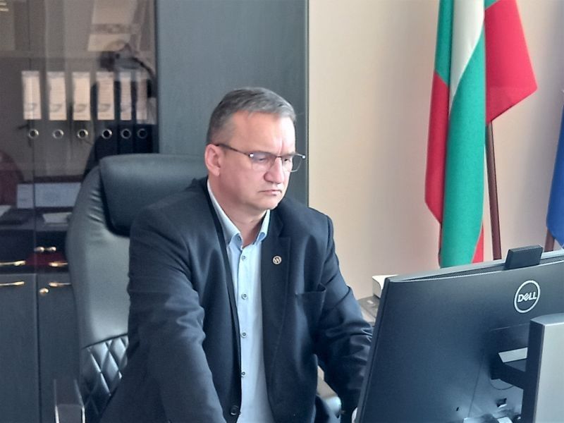Областният управител Минчо Афузов взе участие в заседание за статута на ЖП гарата в Нова Загора
