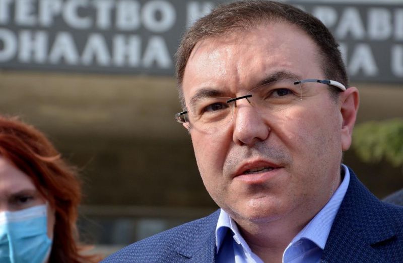 Костадин Ангелов
