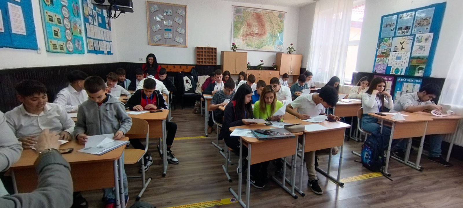 IMG-8ab7823abd0fe3bca29a8b6eb1bf018f-V.jpg
