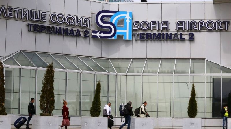  променили своя настоящ адрес от област Сливен в чужбина