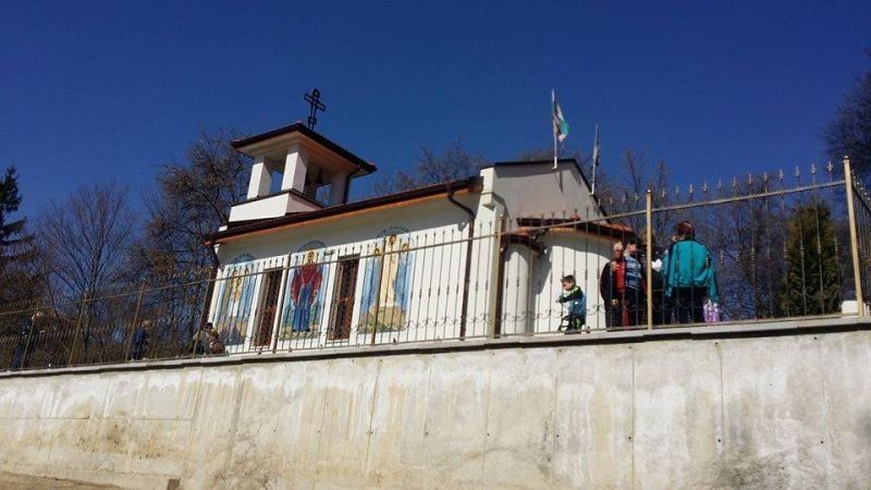 Община Сливен дарява на Митрополията терена, върху който е построен храм 'Св.В.Теодор Тирон'