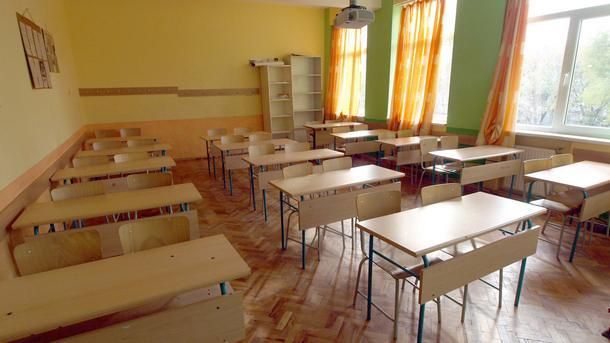 Учениците се връщат в училище в четвъртък, засега