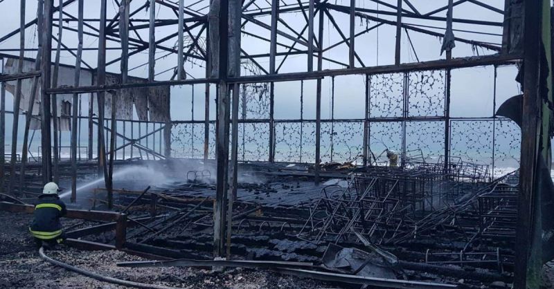 Двама клошари, единия от които от Сливенско запалиха хитова дискотека в Бургас