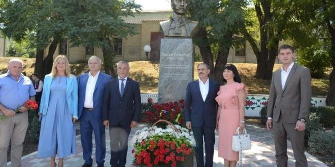 Откриха паметник на Хаджи Димитър в побратимения на Сливен град Мелитопол