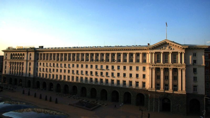 Освободиха всички областни управители