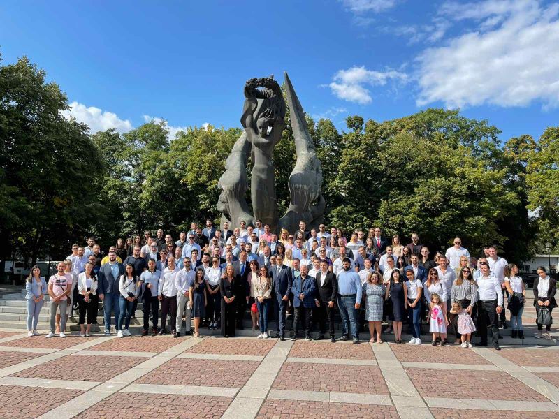 Младежи от Сливен се включиха в инициативата на МГЕРБ по повод  136-годишнината от Съединението в Пловдив