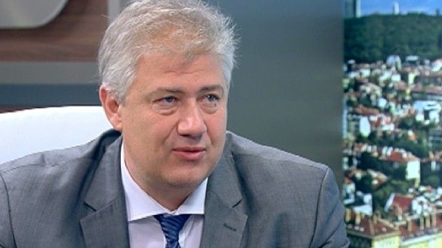 Шефът на Пирогов: „Вирусът на COVID-19 е тунингован в лаборатория“