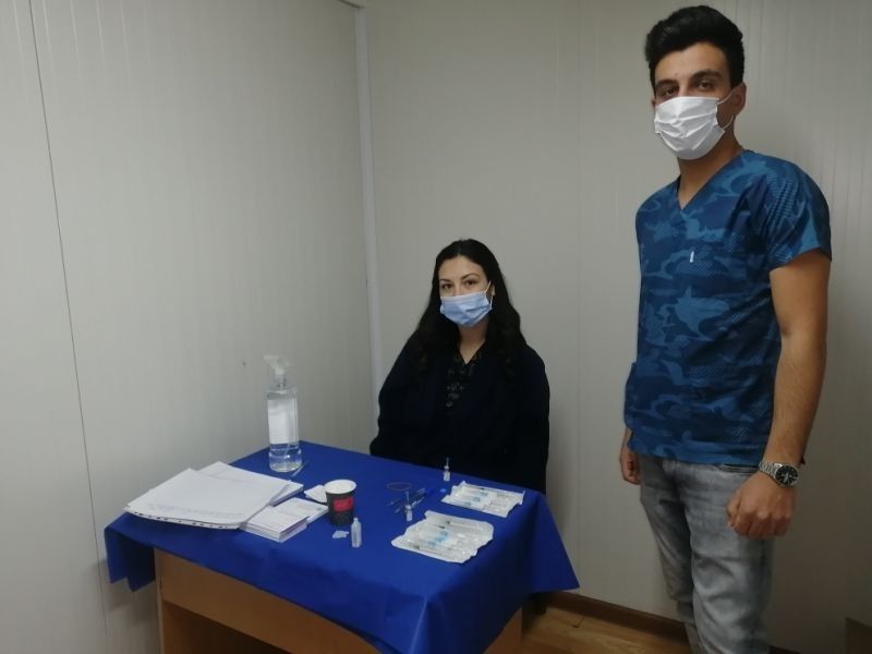 Във втория мобилен кабинет започна работа д-р Фади Шен и лаборант Мелиса Азисова от МБАЛ