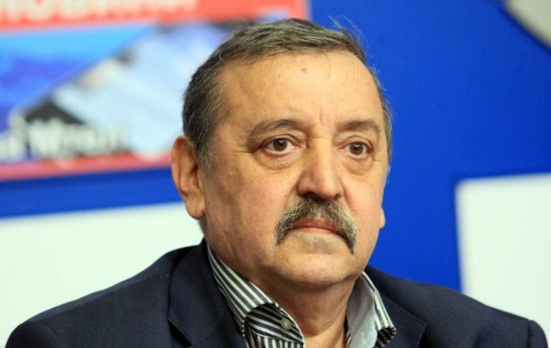 Проф. Кантарджиев