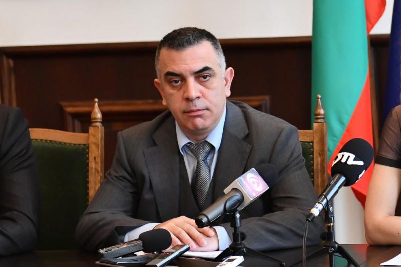 Стефан Радев