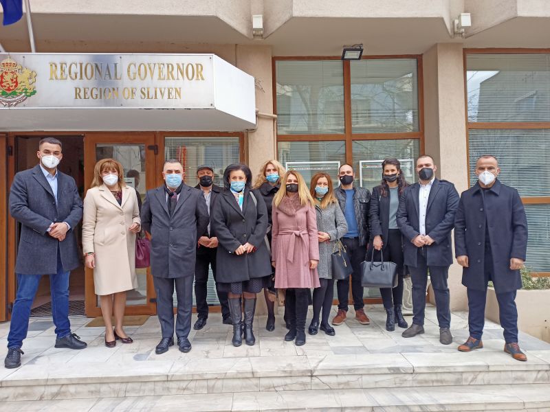ГЕРБ-Сливен регистрира листата си с кандидати за народни представители