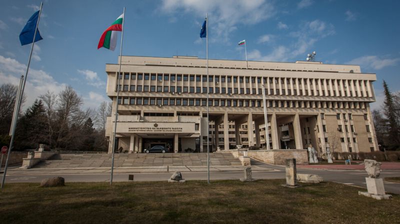 МВнР обяви 10 руски дипломати за персона нон грата