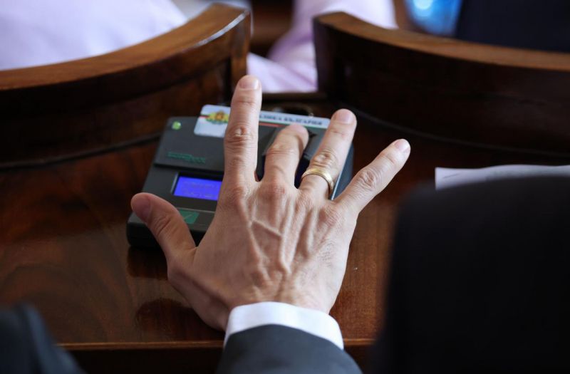 Наборната служба и затворът за репресирани ще се зачитат за стаж за пенсия