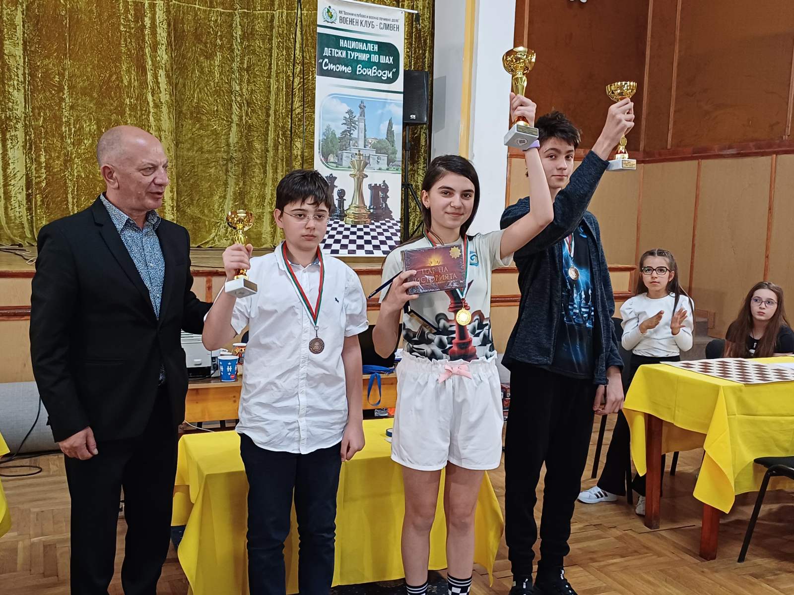 438101781_122159885852068433_7428734042954879293_n (1).jpg