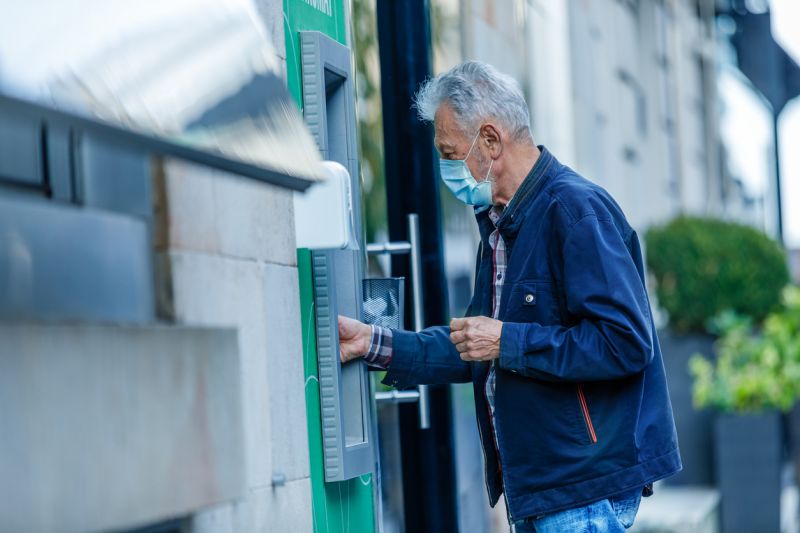 Изплащат преизчислените пенсии и добавки към тях от 7 януари