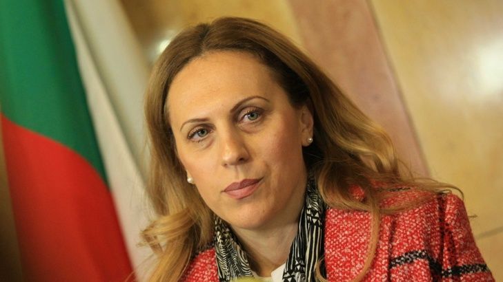 Марияна Николова.